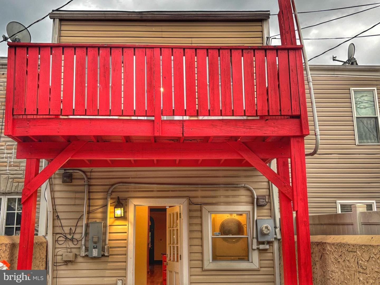 135 S East Avenue photo 37
