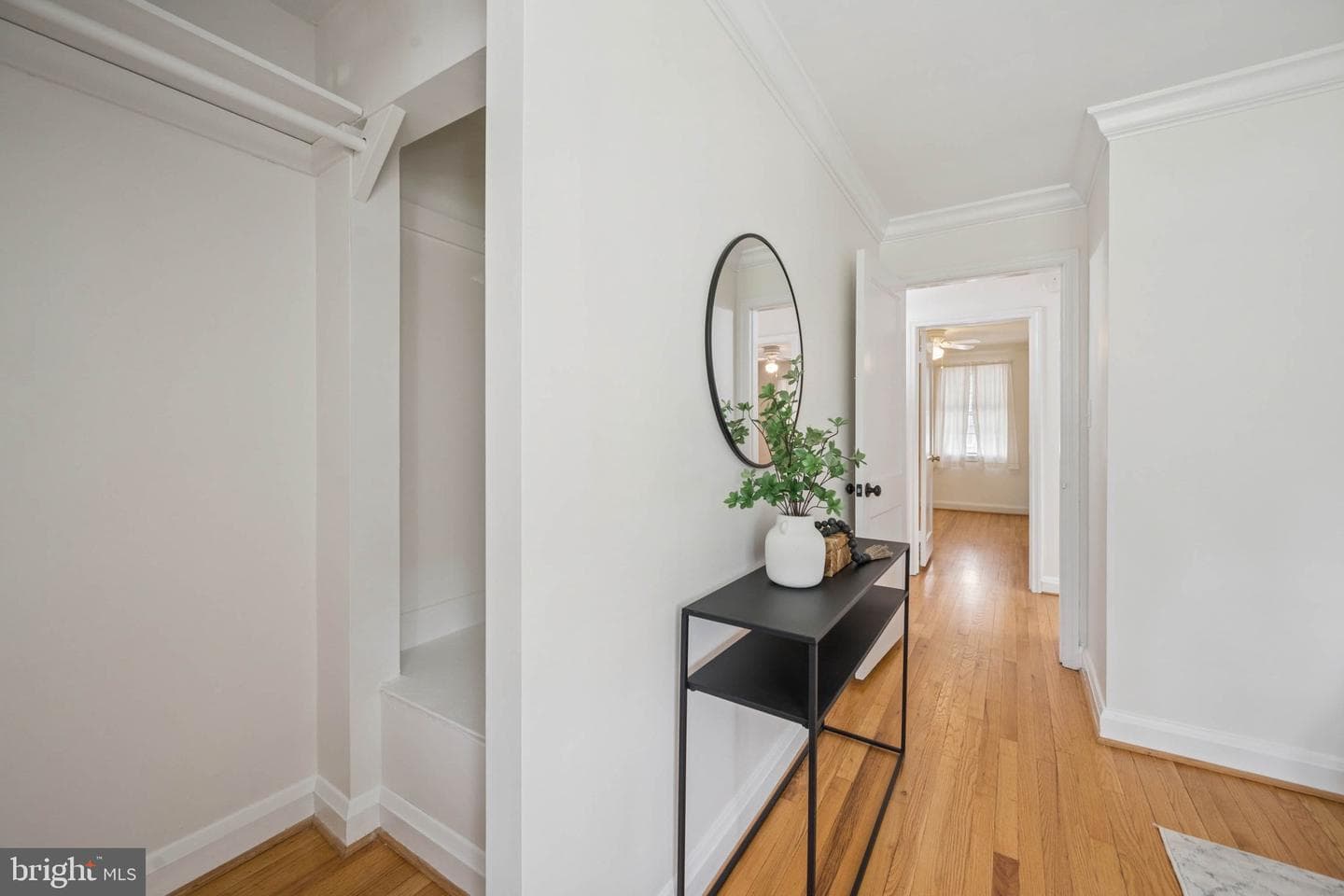 1432 Redfern Avenue photo 24