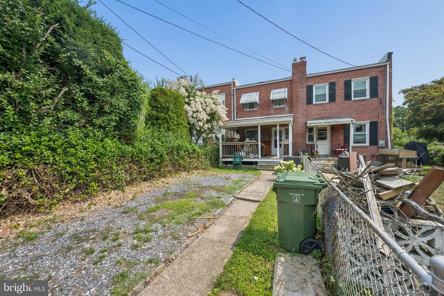 1432 Redfern Avenue photo 50