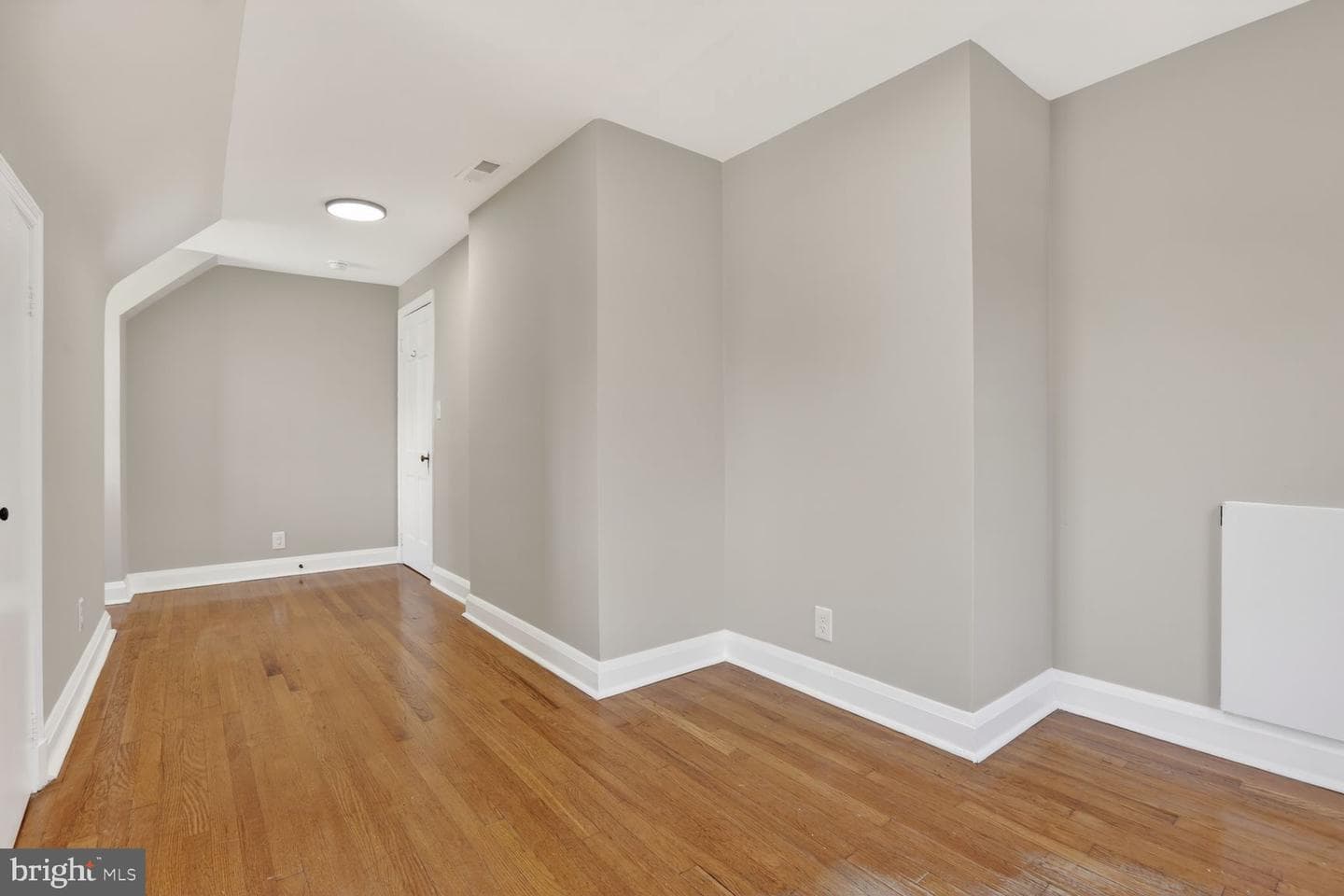 315 E Cold Spring Lane photo 18