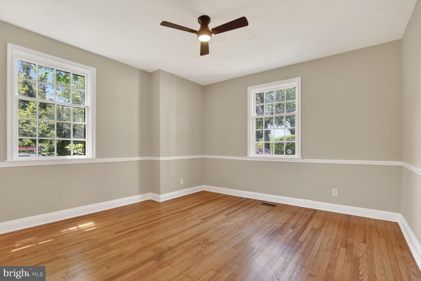 315 E Cold Spring Lane photo 24