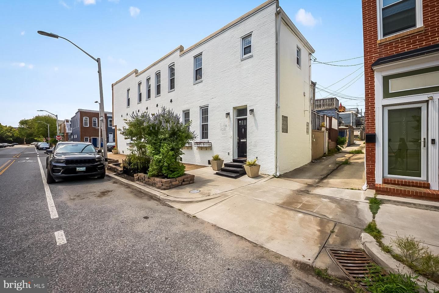 831 S Milton Avenue S photo 5