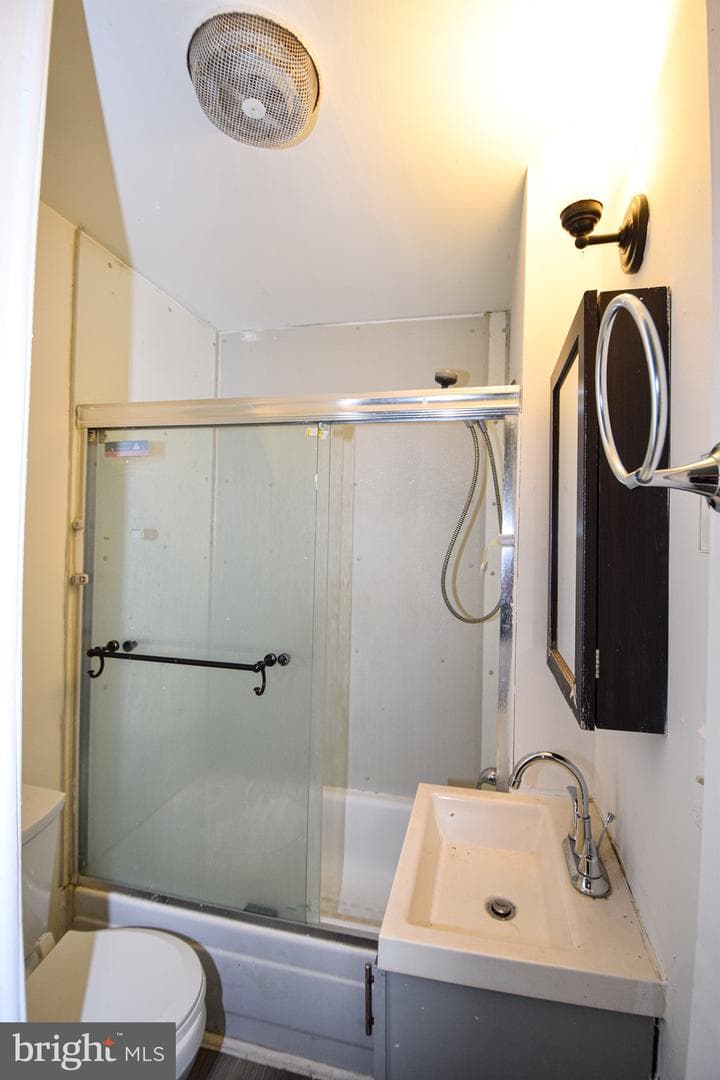 2526 Edmondson Avenue photo 14