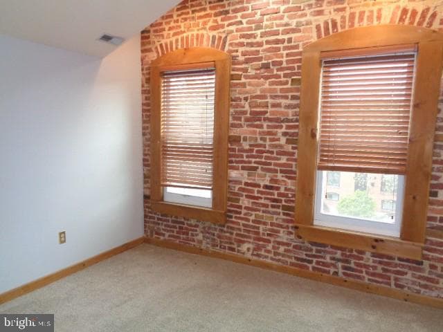 2619 Fleet Street photo 9