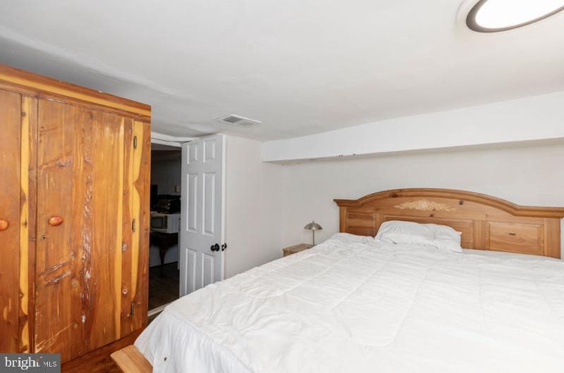2627 Cecil Ave photo 15