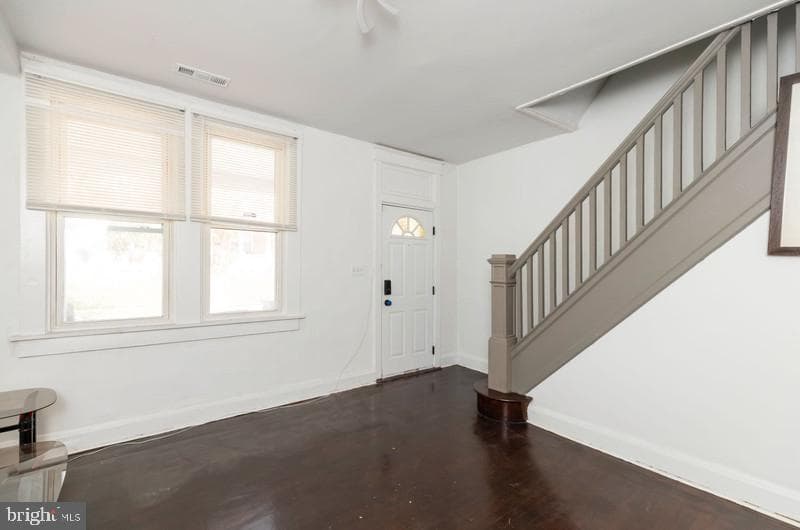 2627 Cecil Ave photo 4