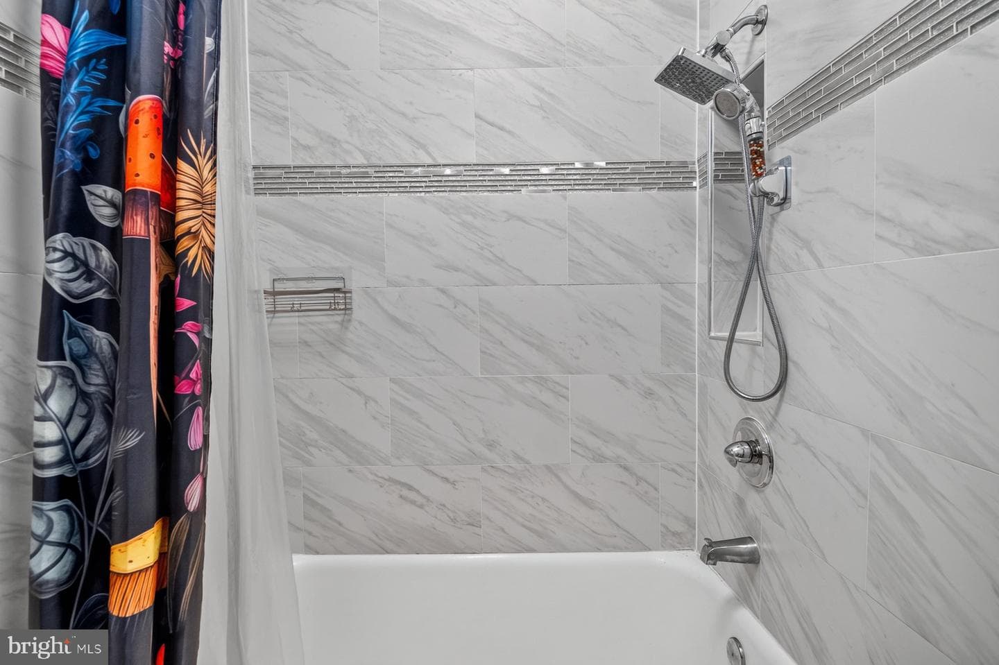 2427 Linden Avenue photo 19