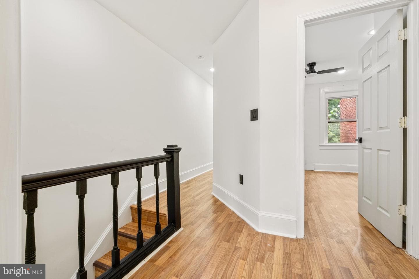 2784 W North Avenue photo 24