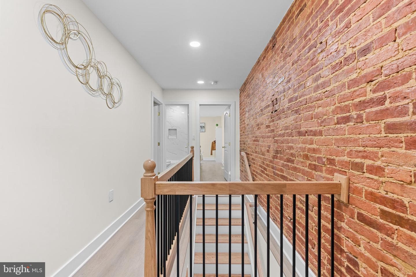 1008 E Biddle Street photo 23