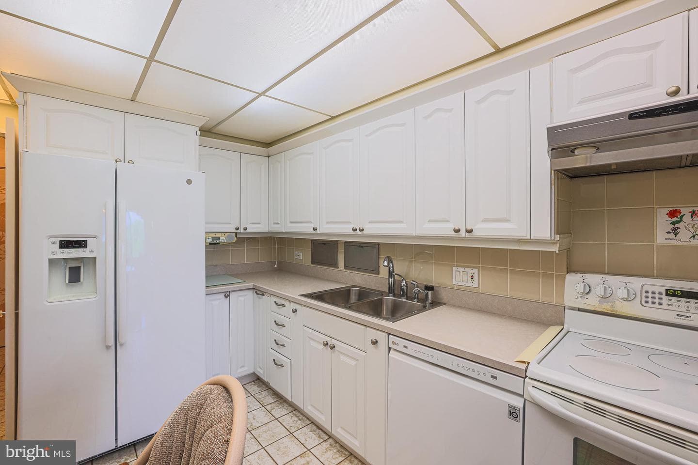 6210 Park Heights Avenue #400 photo 29