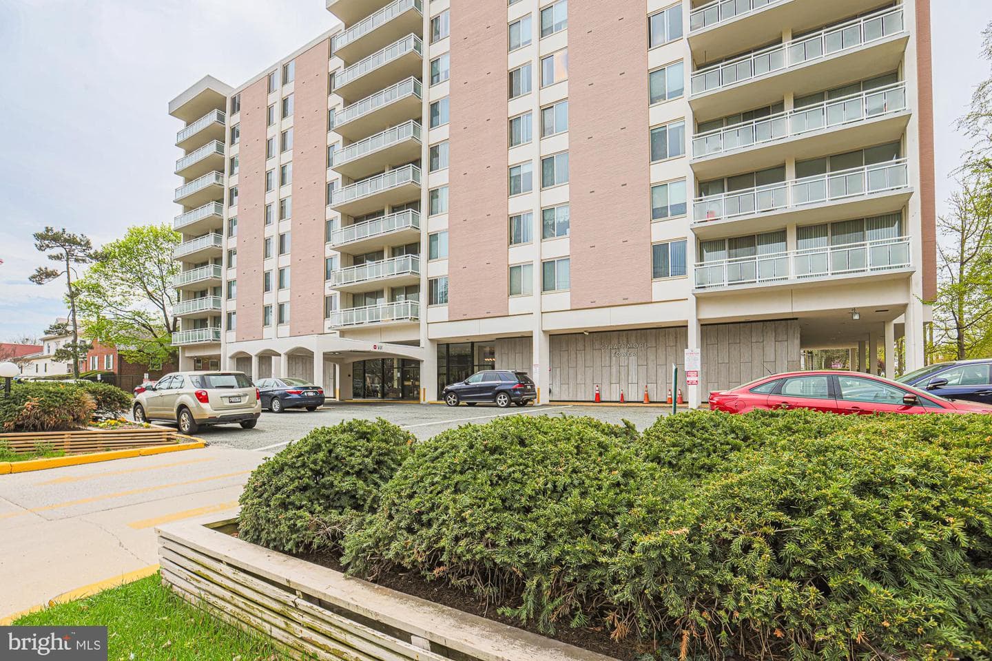 6210 Park Heights Avenue #400 photo 3