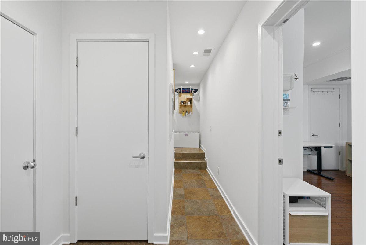 3444 Woodberry Avenue photo 8