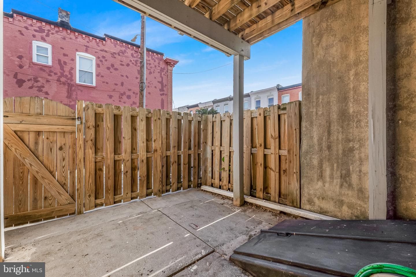 2806 E Fairmount Avenue photo 21