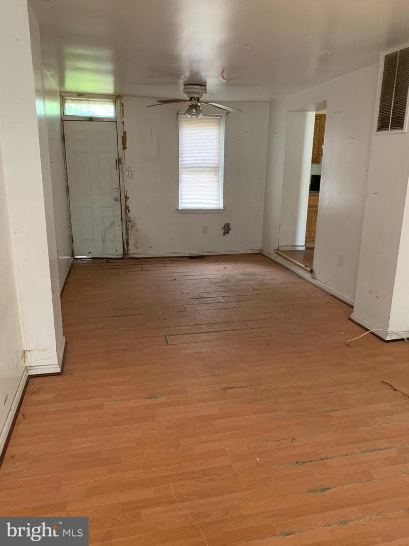 2737 Prospect Street photo 2