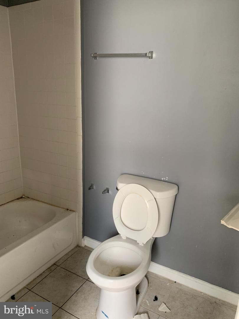 2520 W Mosher Street photo 9