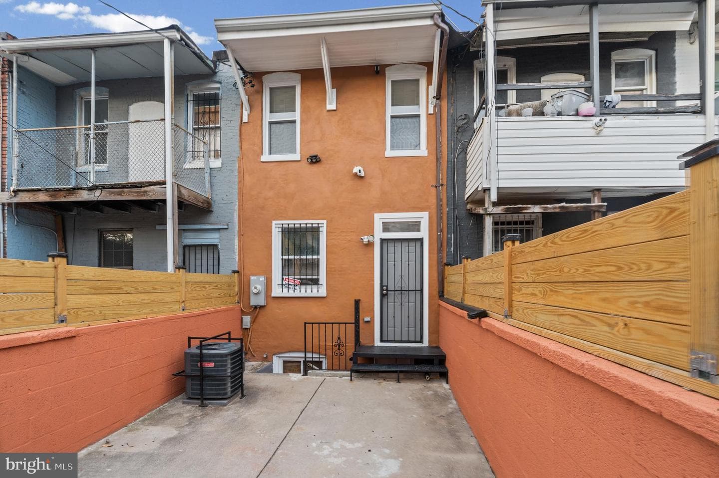 605 N Belnord Avenue photo 25