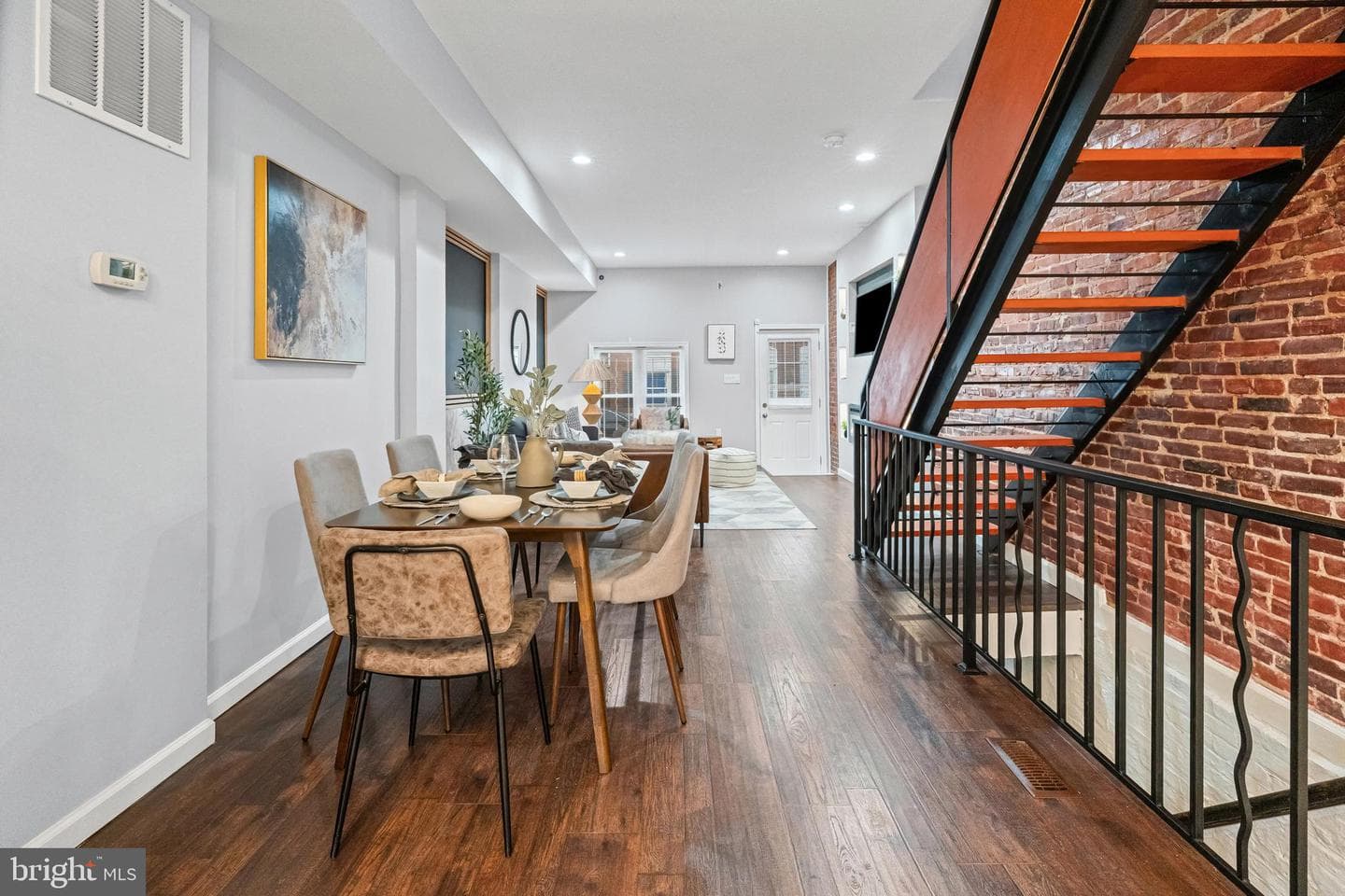 605 N Belnord Avenue photo 3