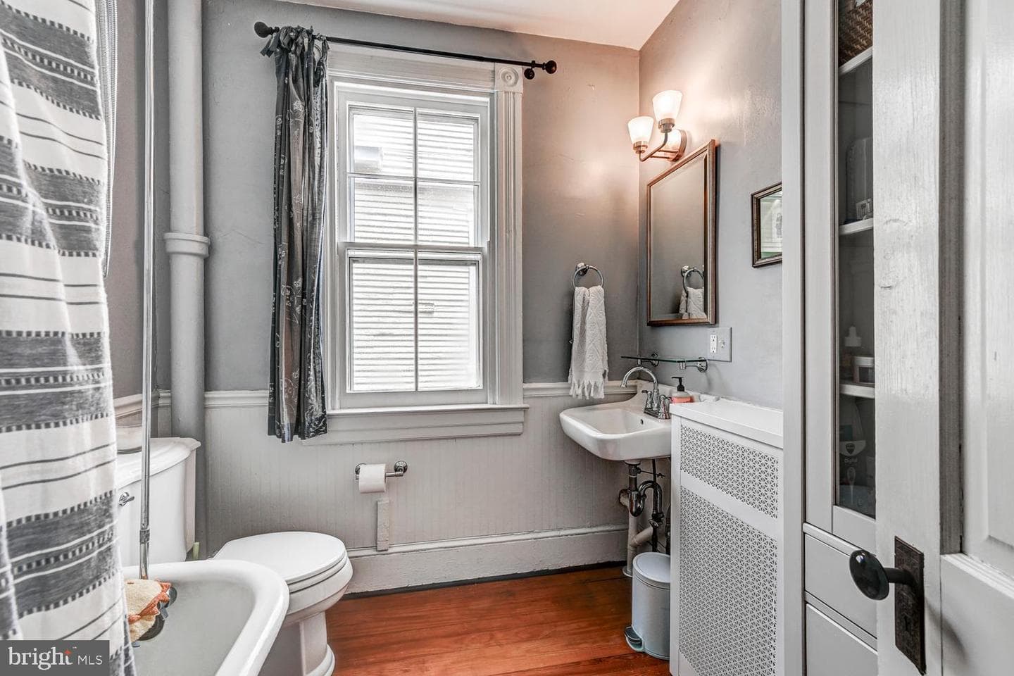 5023 Roland Avenue photo 31