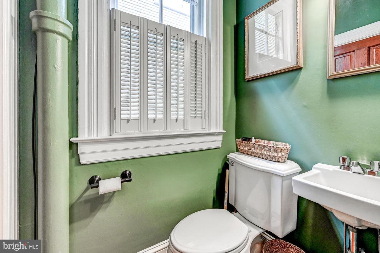 5023 Roland Avenue photo 39