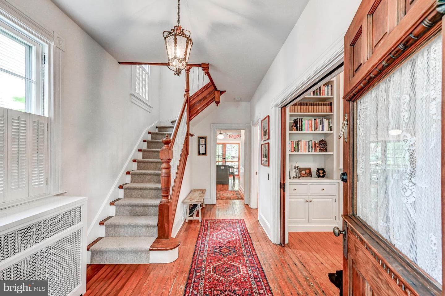 5023 Roland Avenue photo 7