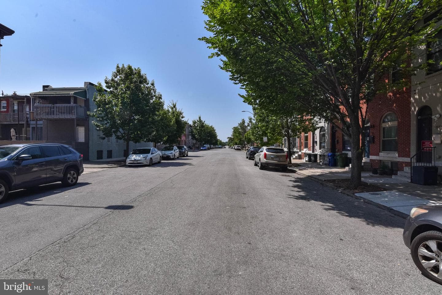 916 N Montford Avenue photo 28