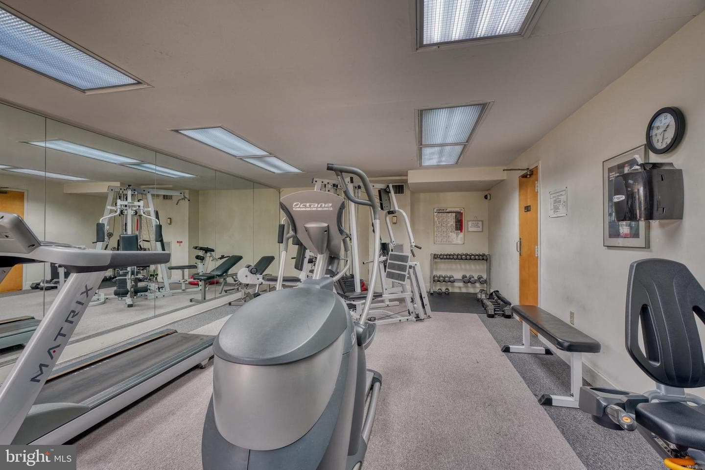 4100 N Charles Street #813 photo 52