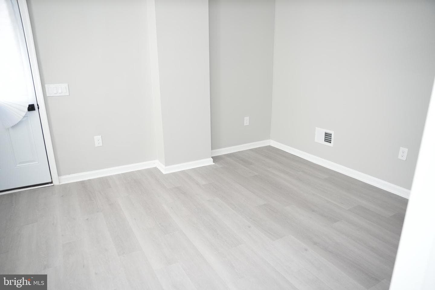 2710 Jefferson Street photo 12