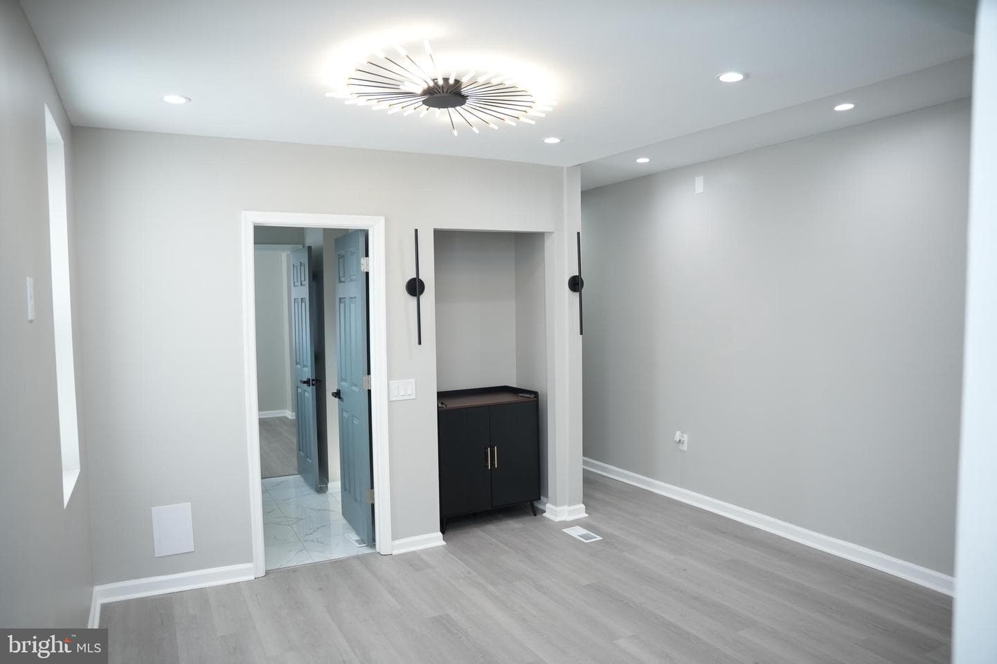 2710 Jefferson Street photo 4