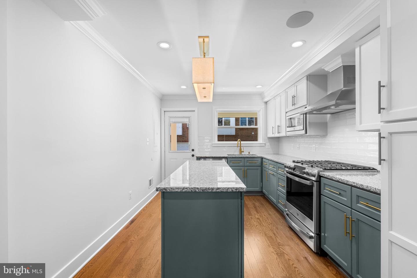 1415 Reynolds Street photo 11