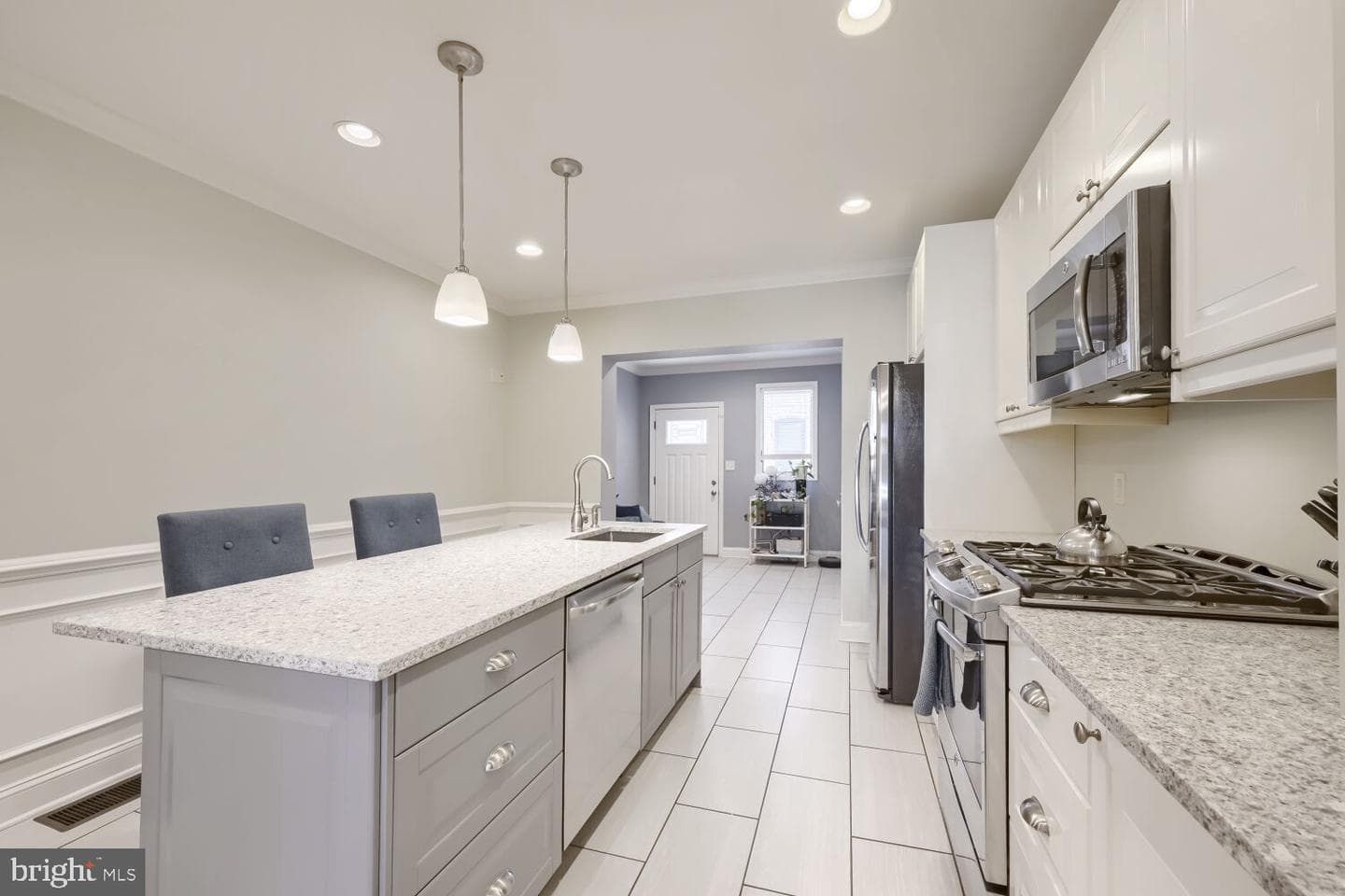 841 S Conkling Street photo 4