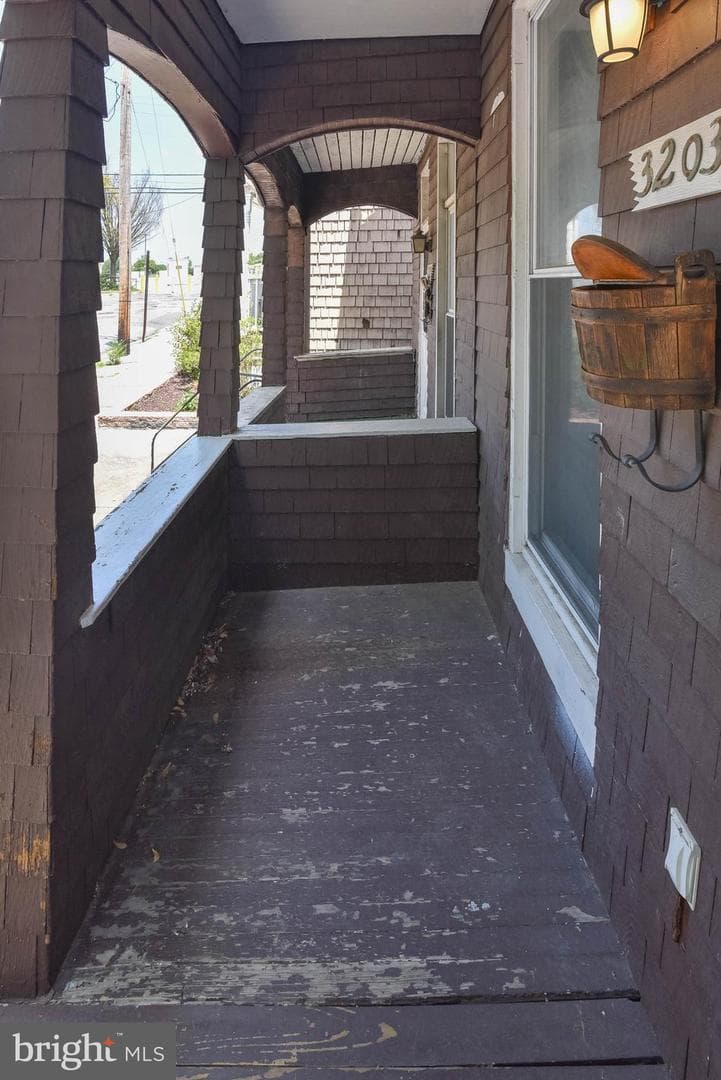 3203 Independence Street photo 2