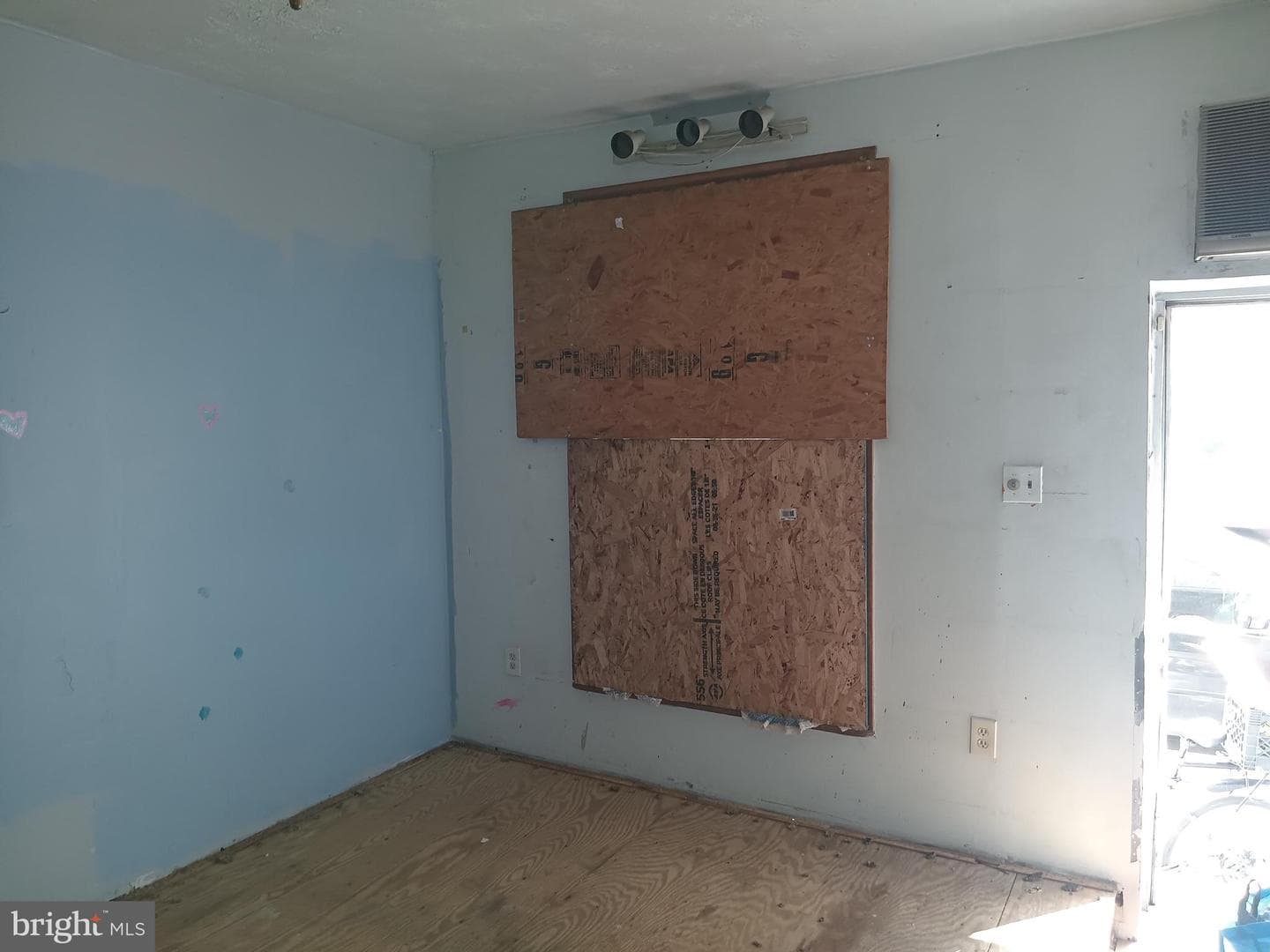 536 Brunswick Street photo 3