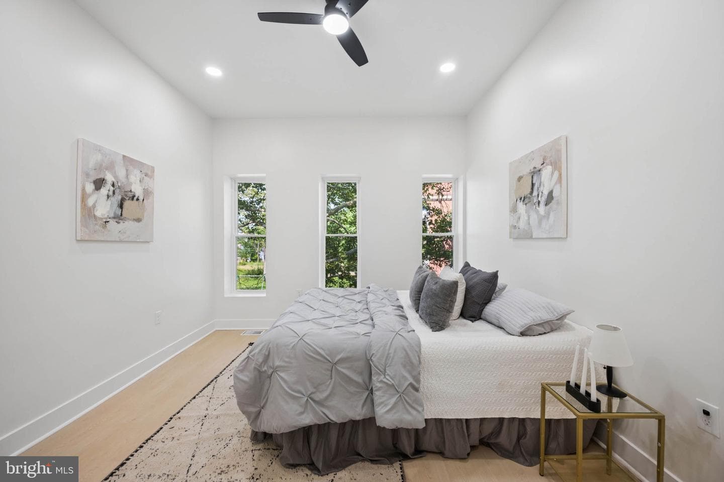 1019 N Carrollton Avenue photo 25