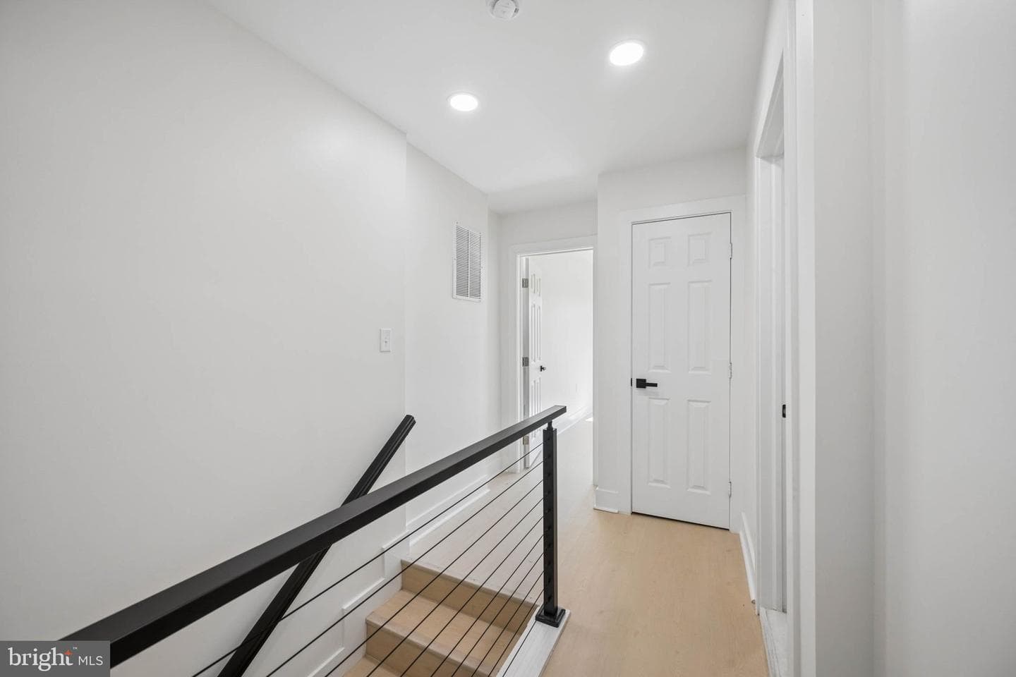 1019 N Carrollton Avenue photo 31