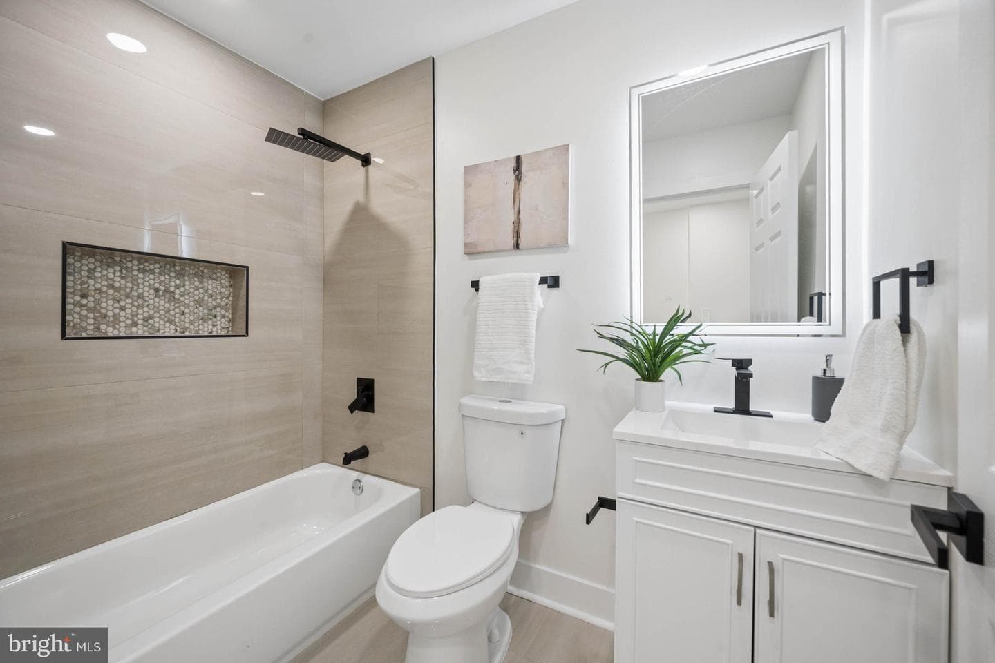 1019 N Carrollton Avenue photo 43