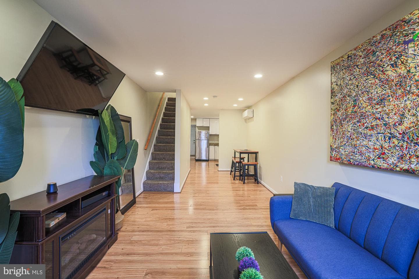 352 Woodyear Street photo 5