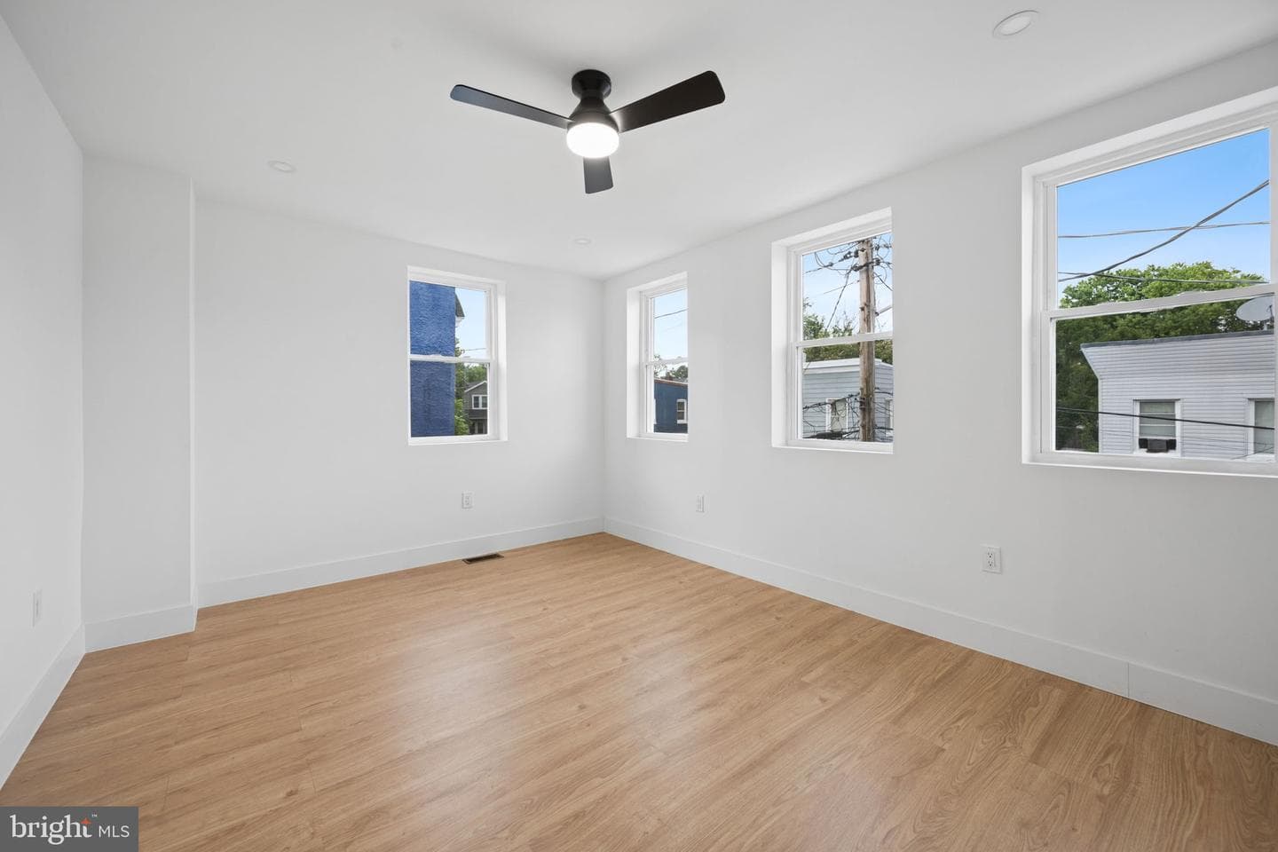 2917 Markley Avenue photo 35