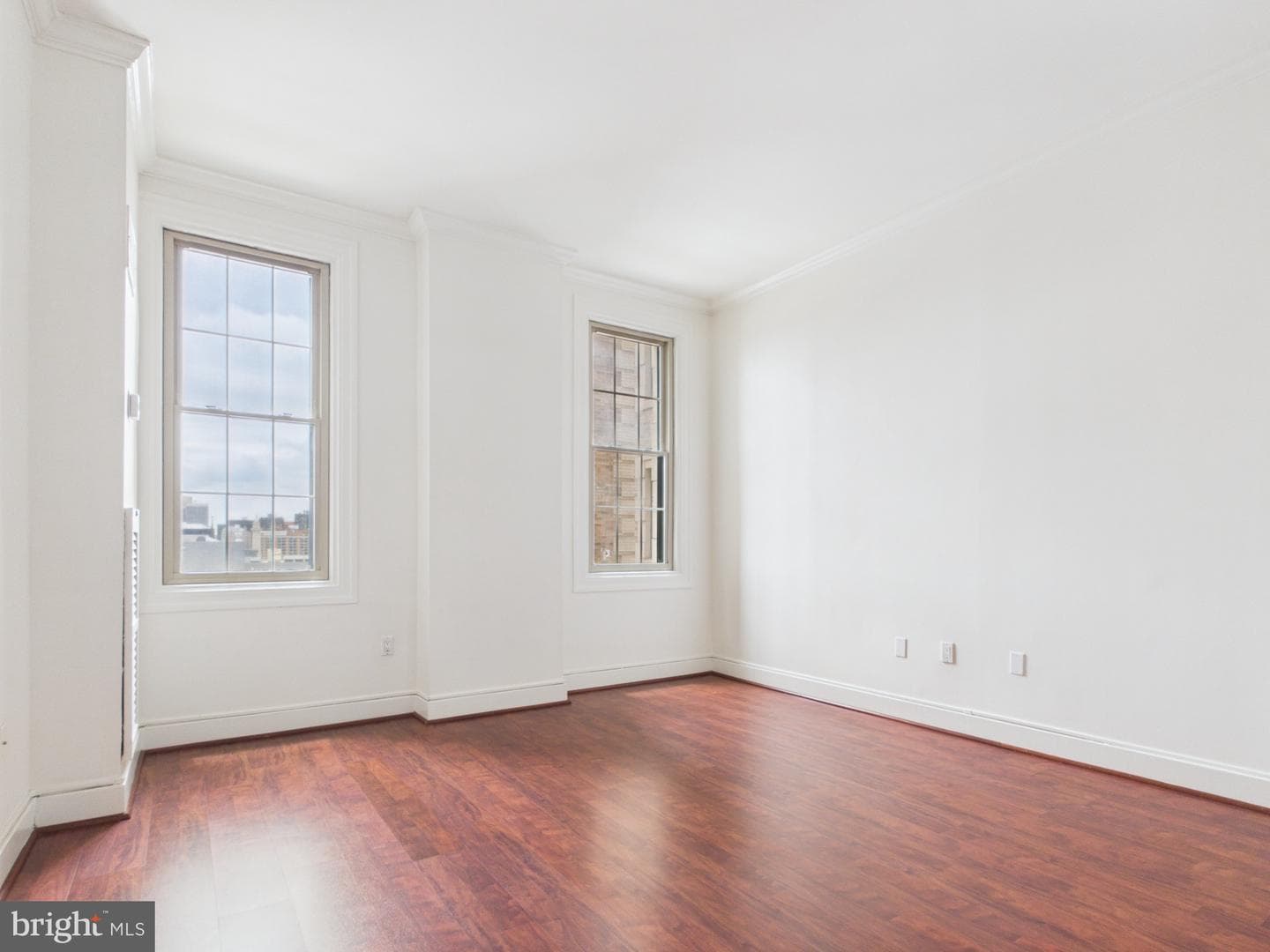1 E Chase Street #814 photo 13