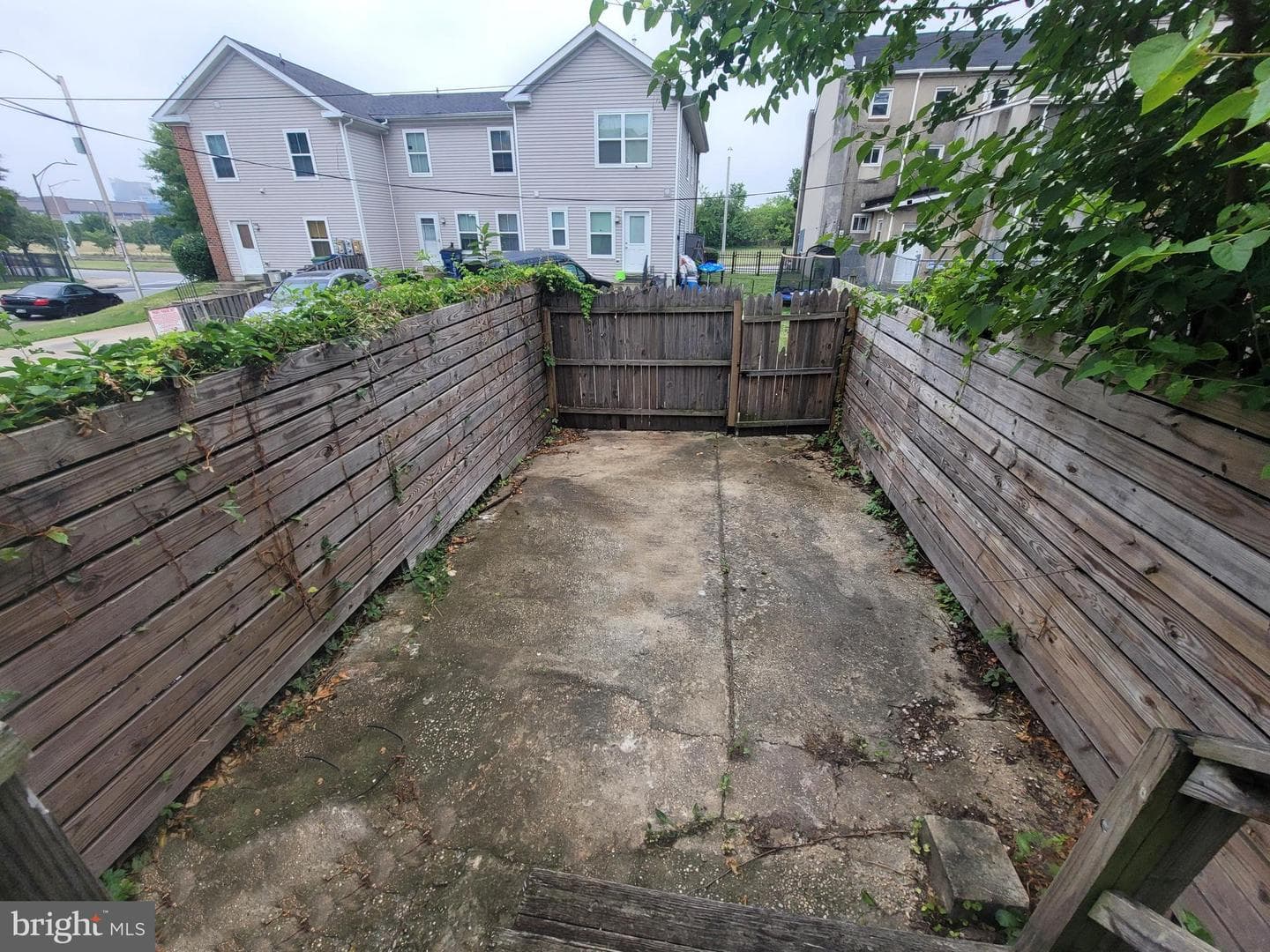 905 Bennett Place photo 4