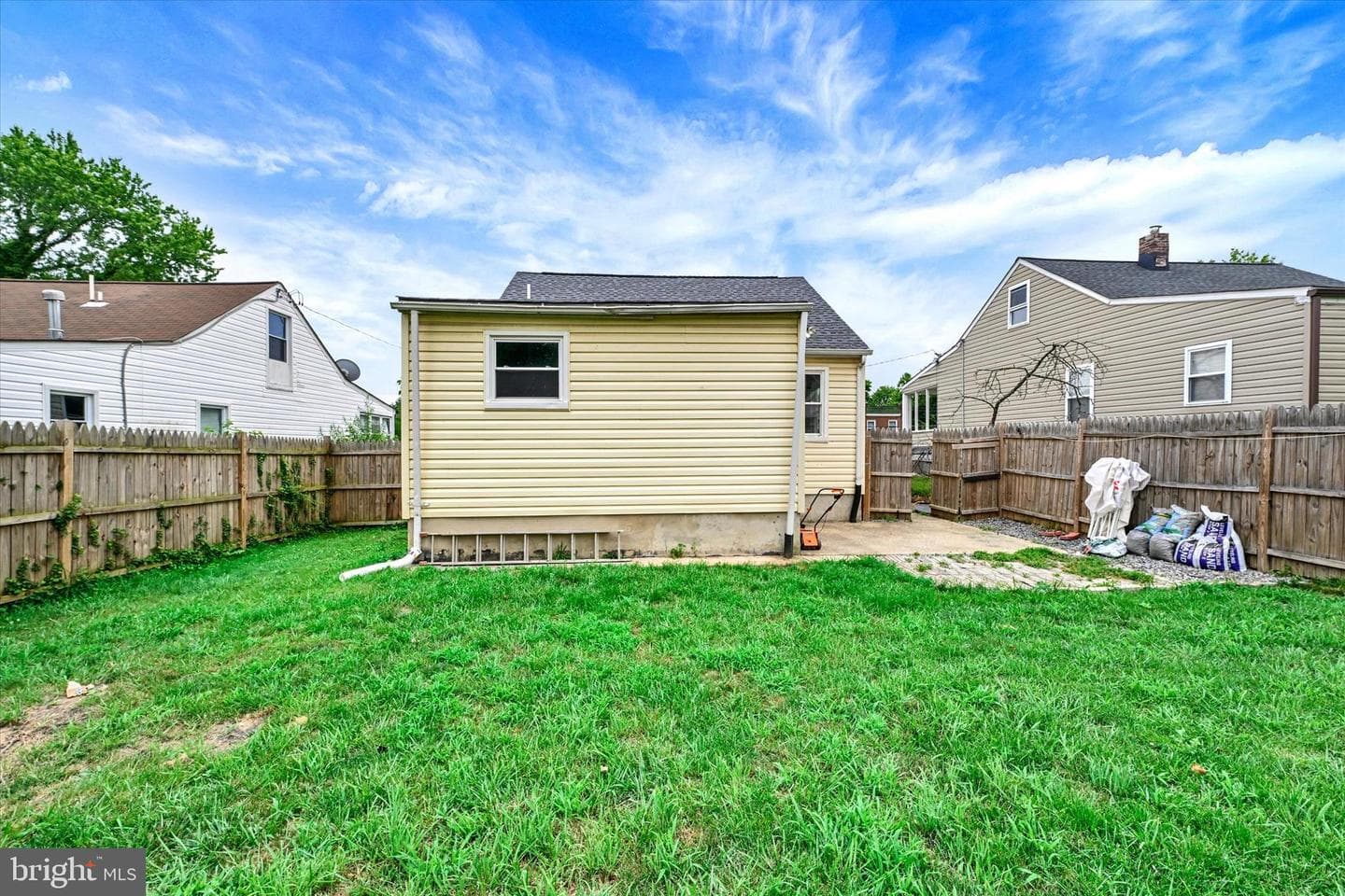4413 Saint Georges Avenue photo 26