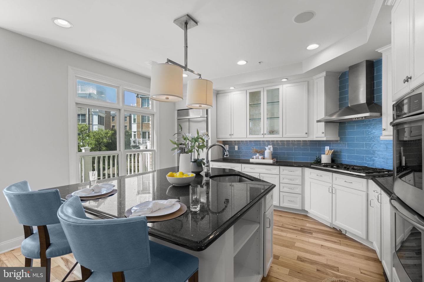 1207 Harbor Island Walk photo 11