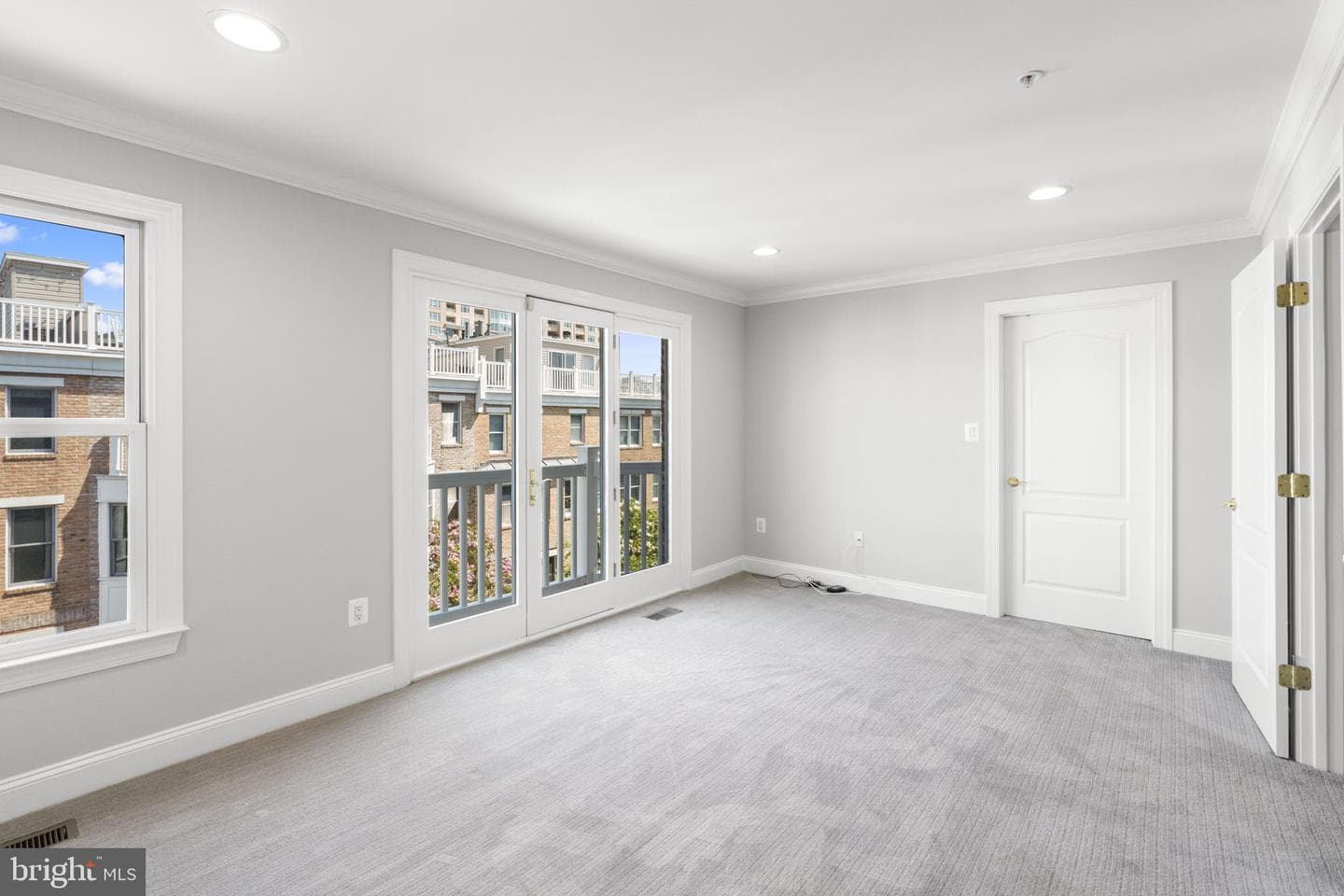 1207 Harbor Island Walk photo 40