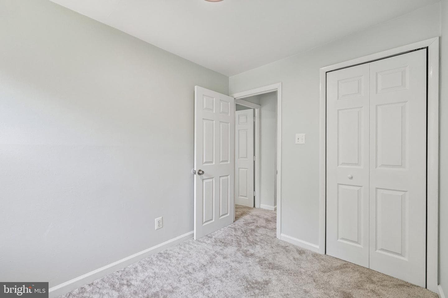 3023 Janice Avenue photo 19