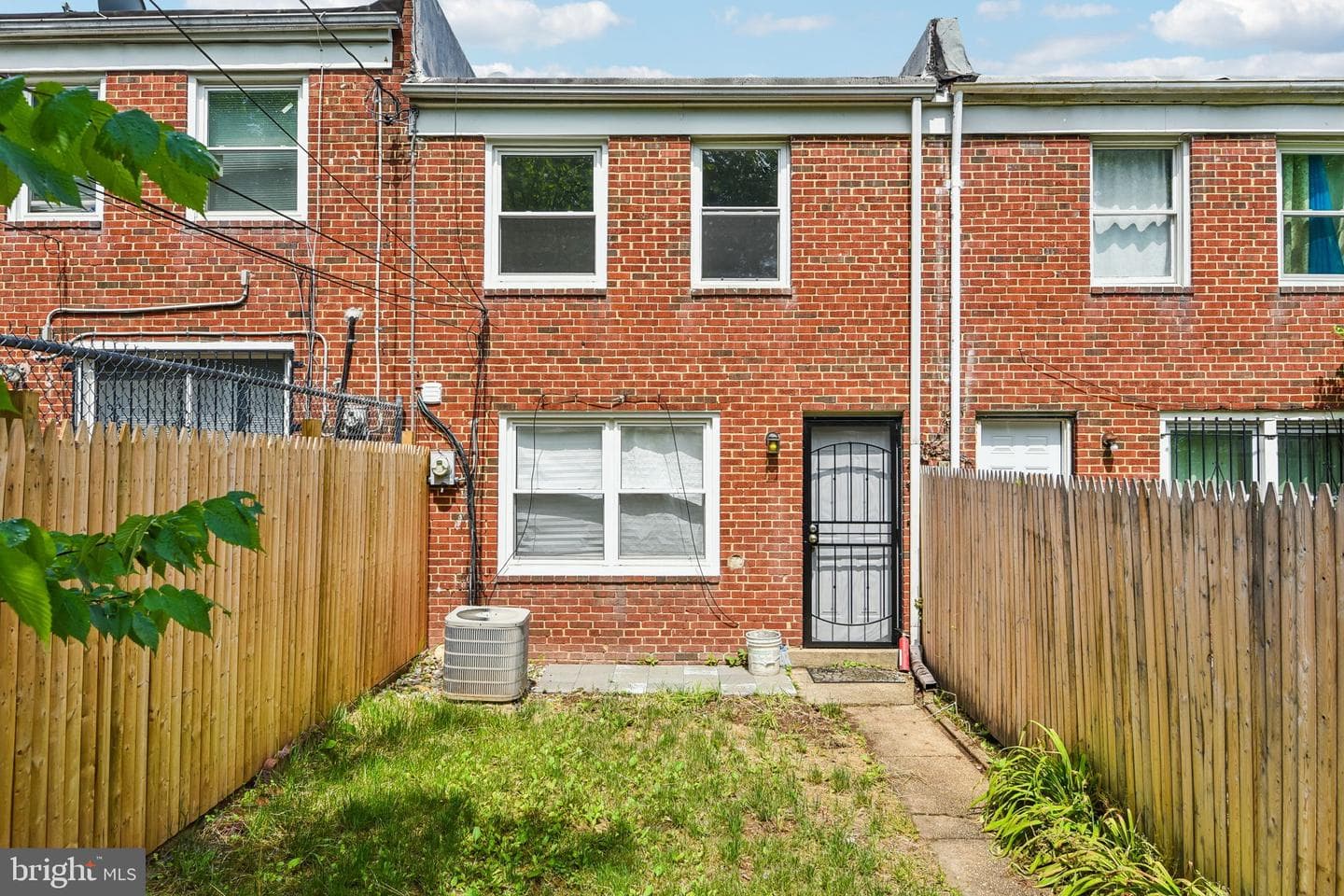 3023 Janice Avenue photo 24