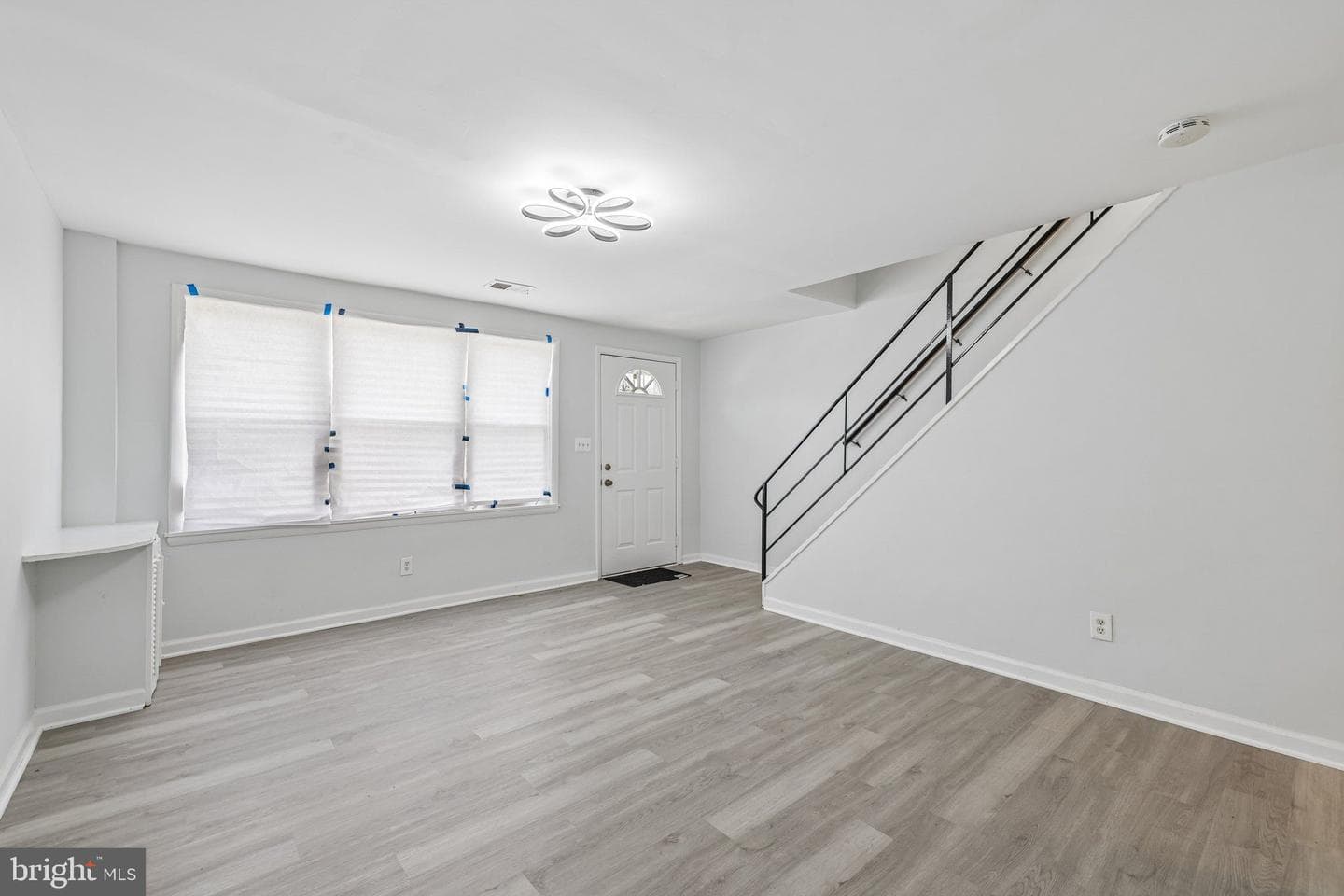 3023 Janice Avenue photo 7