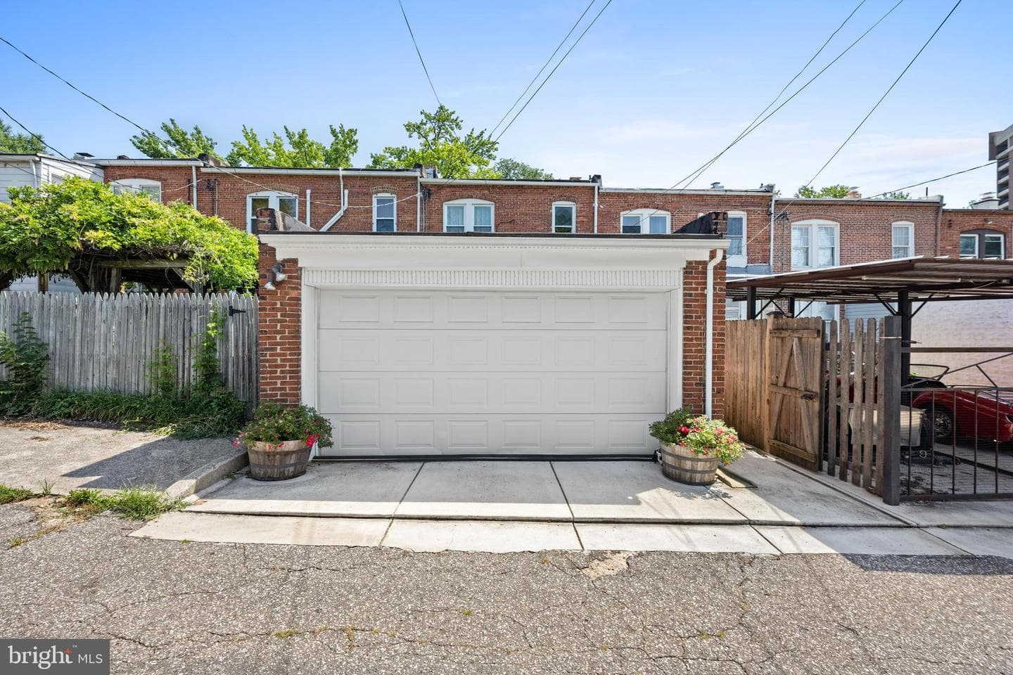 2912 Wyman Parkway photo 37