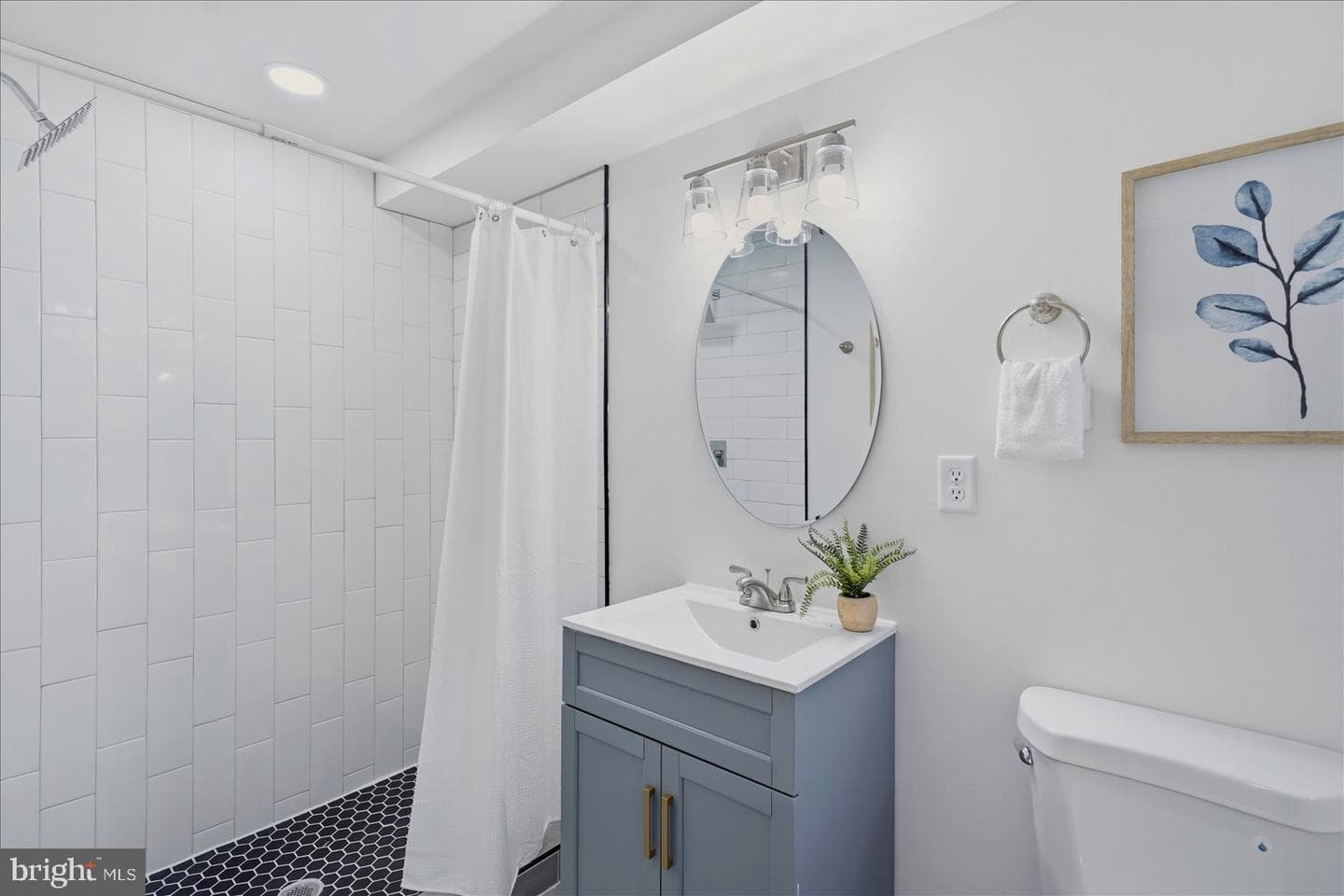 1527 E 29th Street photo 20