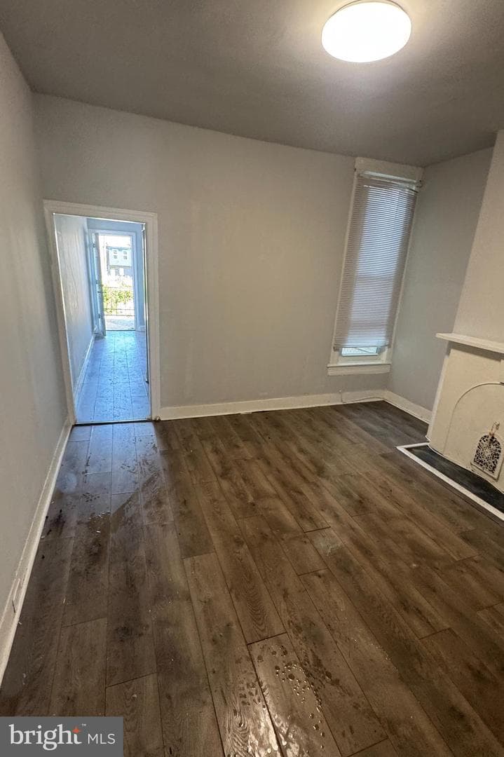 1427 E Lafayette Avenue photo 6