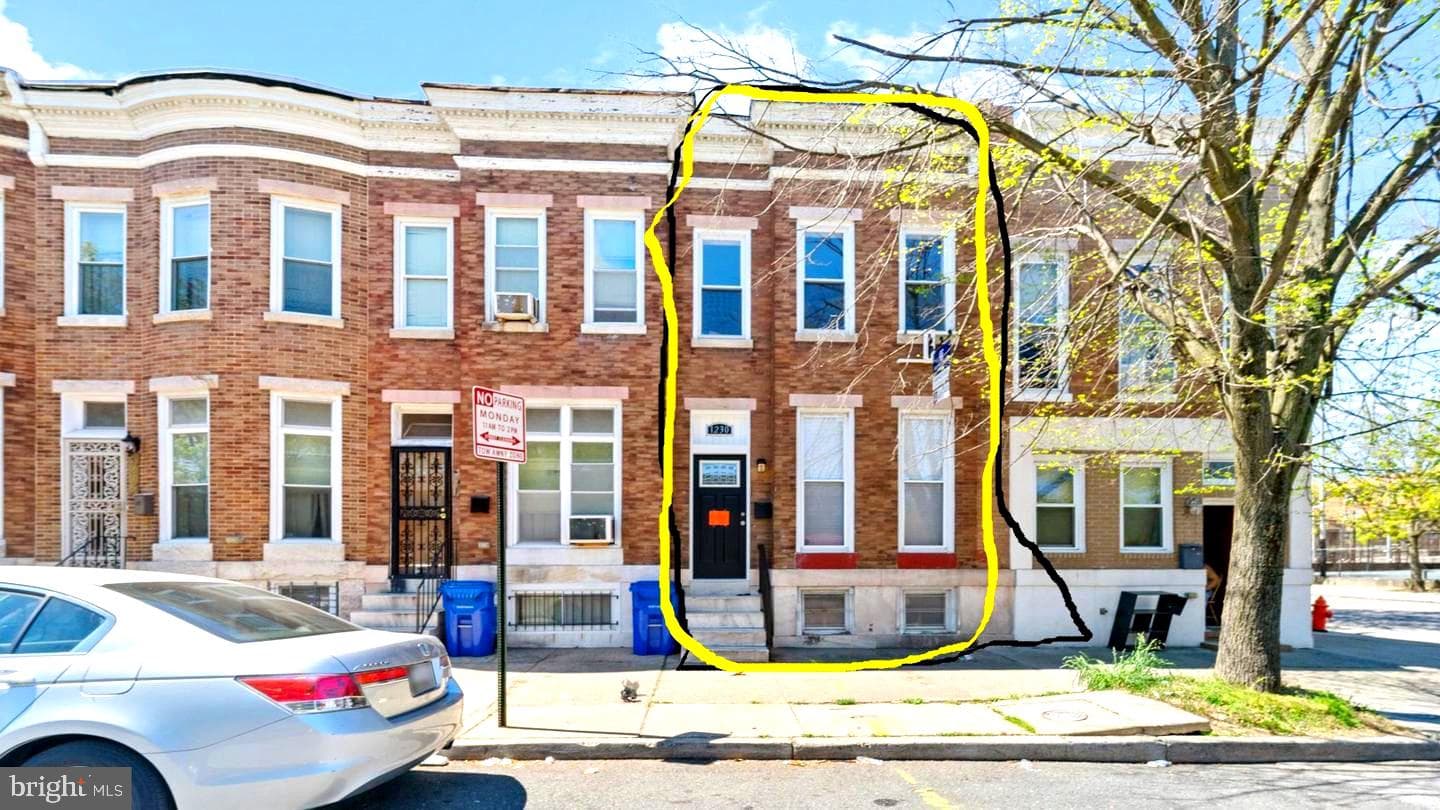 1230 N Gilmor Street photo 1