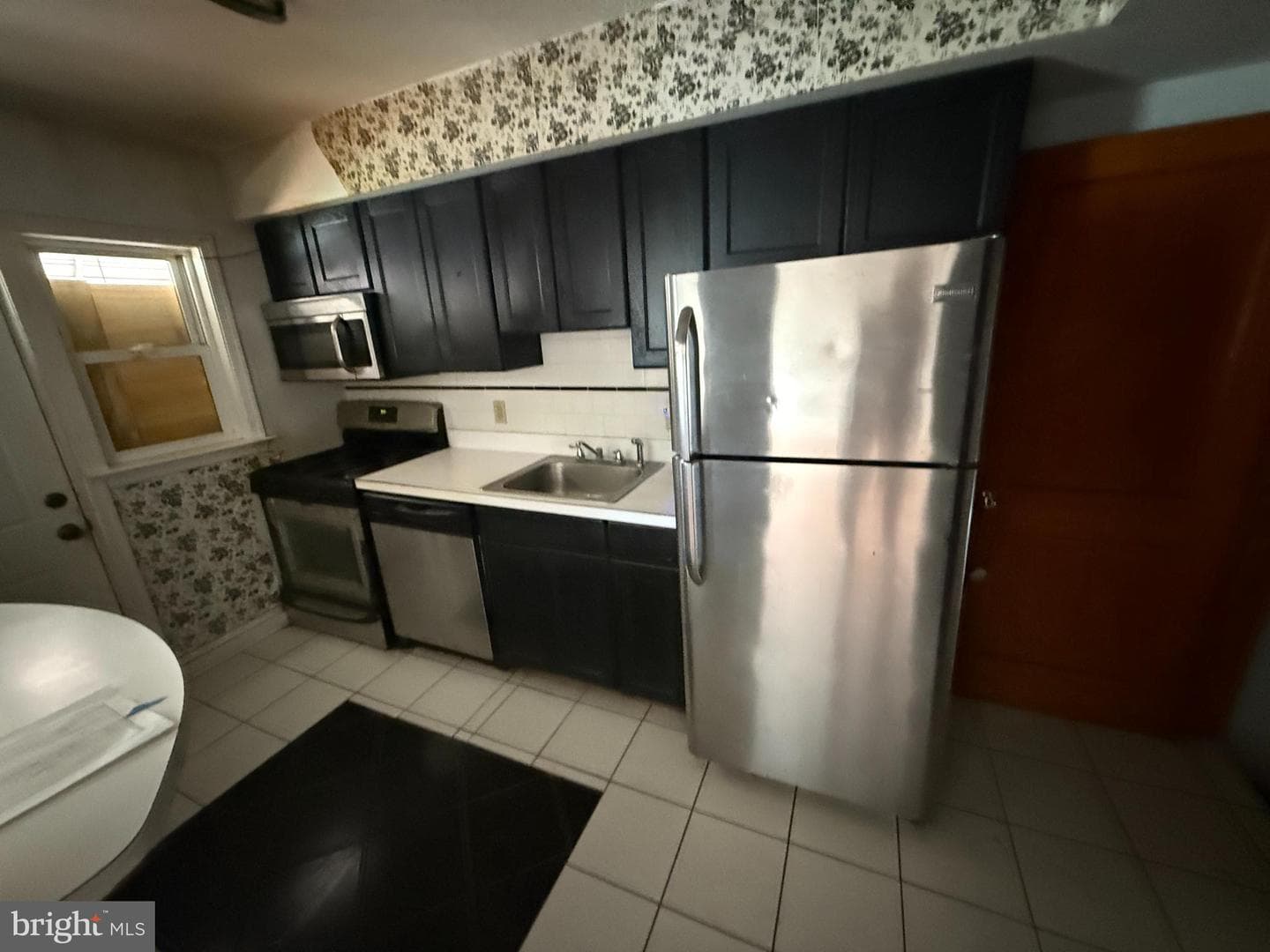 1808 Wadsworth Way photo 4